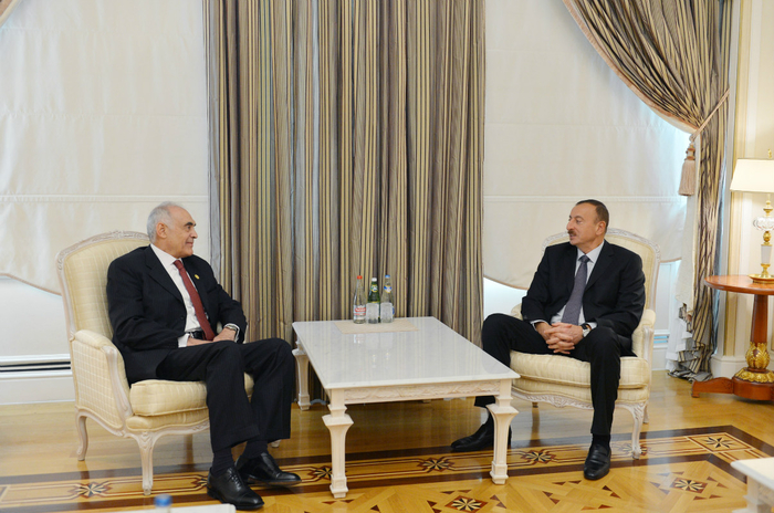 Президент Азербайджана принял главу МИД Египта