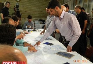 Время голосования на президентских выборах в Тегеране продлено еще на час