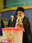 Верховный лидер Ирана проголосовал первым на выборах президента (ФОТО)