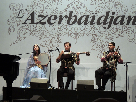 Heydər Əliyev Fondunun təşkilatçılığı ilə Fransada Azərbaycan günləri ilə bağlı keçirilən tədbirlər davam edir (FOTO)