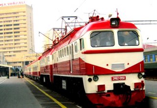 Азербайджанские железные дороги на Гурбан байрамы перейдут на усиленный режим работы