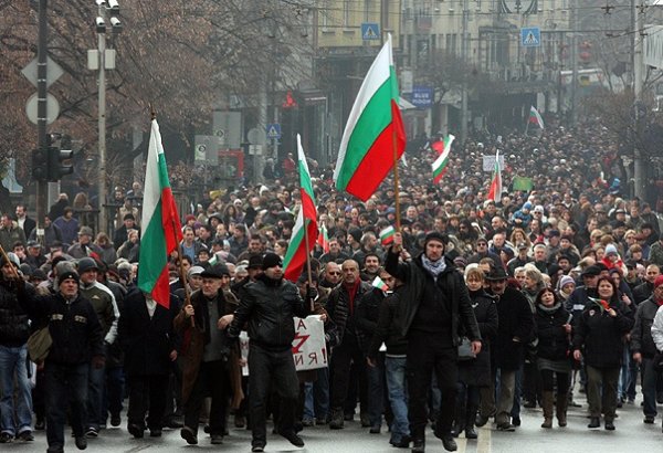 Тысячи протестующих жителей Софии потребовали повышения зарплат