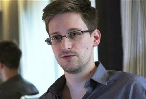Сноуден признал, что ему пришлось выбирать между конституцией и сохранением секретов