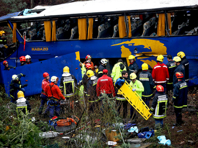 At least nine Romanian tourists dead in Montenegro bus crash