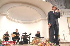 В Баку состоялся концерт Мустафы Йылдыздогана  "Мост души между Карабахом и Анадолу" (фото)