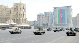 Military parade held in Baku (PHOTO)