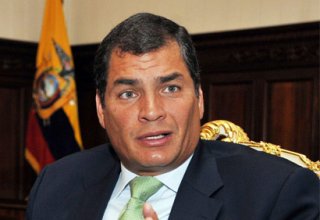 Президент Эквадора помиловал покушавшегося на него полицейского
