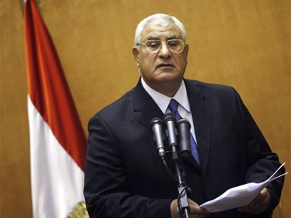 Islamists in Egypt urge interim president to resign
