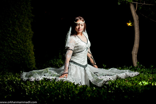 Известная украинская танцовщица в азербайджанском национальном костюме: "Очарована Баку" (фото)