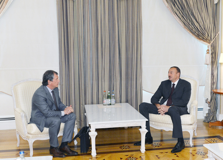 Ильхам Алиев принял президента российской компании "Роснефть"