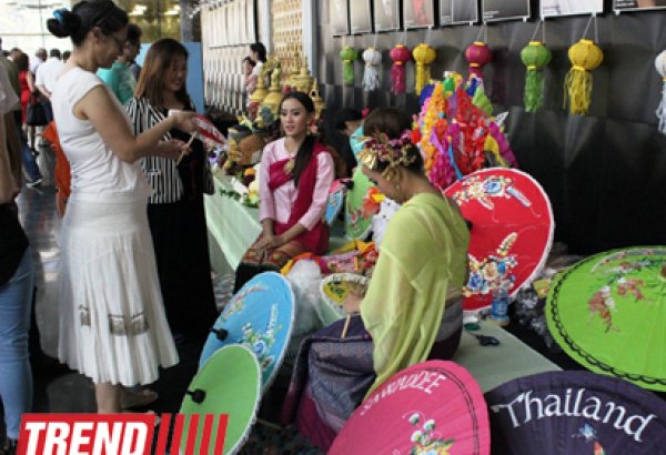 Очарование Таиланда в Баку – украшения, зонтики, маски... (фотосессия)