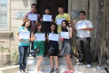 В Баку реализован проект "Виртуальное путешествие" (фото)
