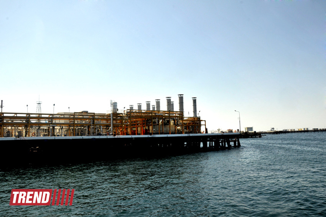 SOCAR commissions new oil well in Caspian Sea