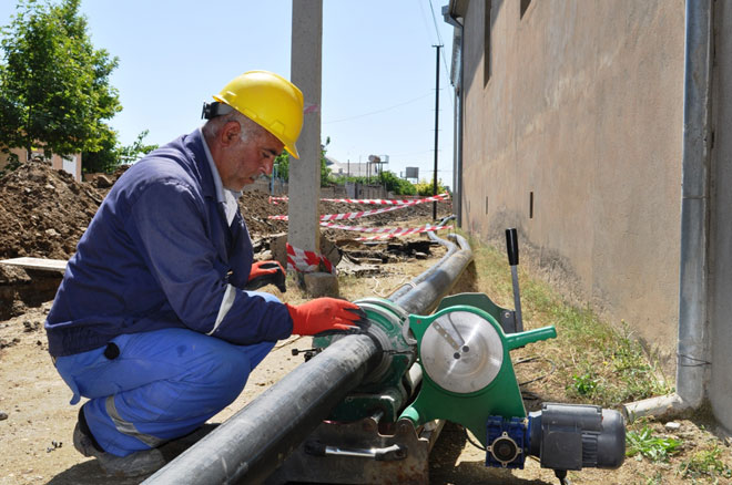 Şirvan əhalisinin bir hissəsinə fasiləsiz içməli suyun verilməsi təmin edilib (FOTO)