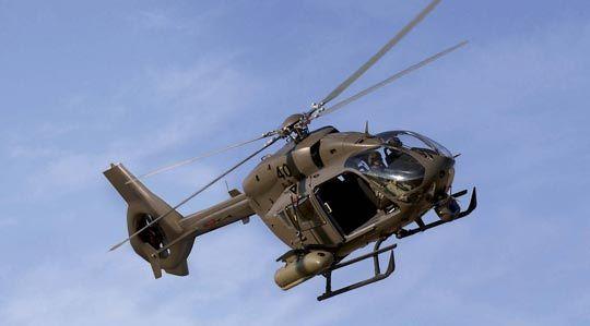 Syrian rebels shoot down helicopter