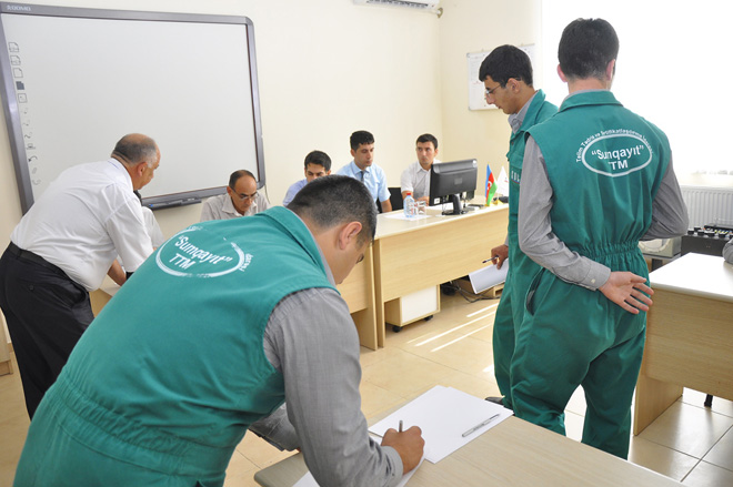 В Сумгаитском Учебно-образовательном Центре ГНКАР состоялись первые выпускные экзамены квалифицированных рабочих кадров (ФОТО)