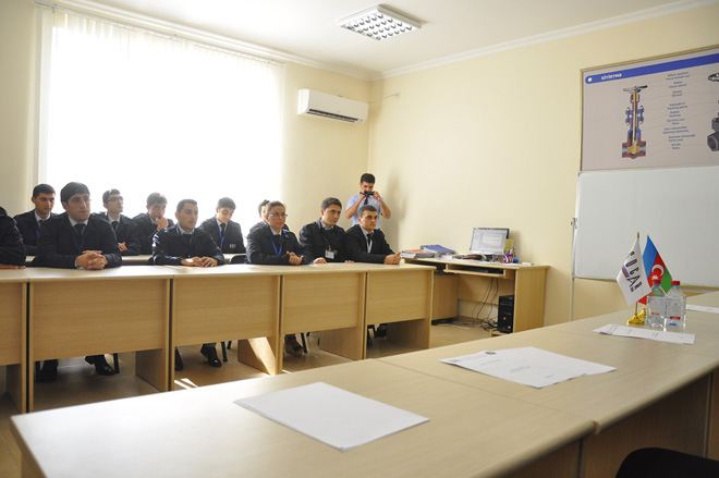 В Сумгаитском Учебно-образовательном Центре ГНКАР состоялись первые выпускные экзамены квалифицированных рабочих кадров (ФОТО)