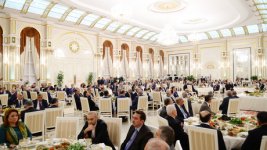 Президент Ильхам Алиев принял участие в церемонии ифтар по случаю священного месяца Рамазан (ФОТО)