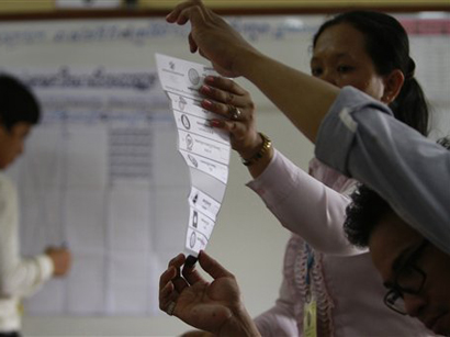 Hun Sen wins Cambodia election but opposition gains ground