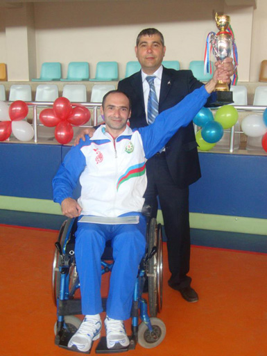 Азербайджанские паралимпийцы примут участие на чемпионате мира по фехтованию в Венгрии (фото)