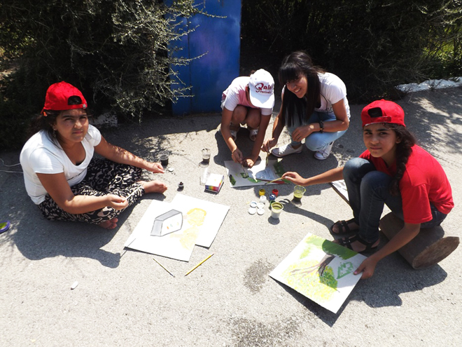 Молодые художники провели мастер-класс для воспитанников детского дома (фото)
