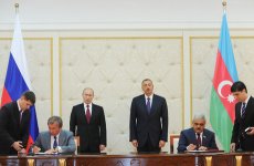 Azərbaycanla Rusiya arasında beş sənəd imzalanıb (FOTO)
