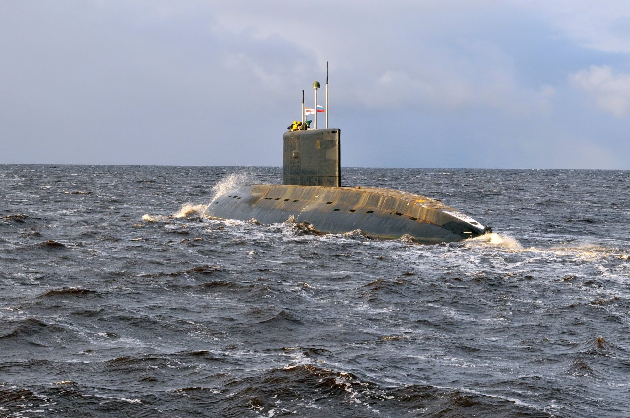 Kuzey Kore'nin denizaltısı kayıp iddiası