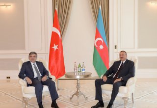 Abdullah Gül Prezident İlham Əliyevə zəng edib