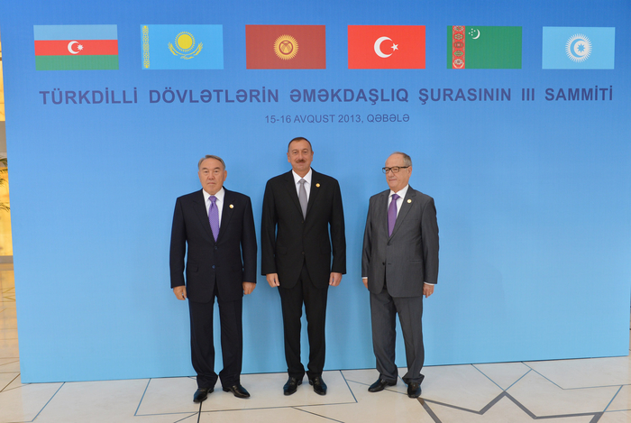 Prezident İlham Əliyev: Türk dünyasının turizm potensialı haqqında birgə sərgi keçirilməlidir (ƏLAVƏ OLUNUB)(FOTO)