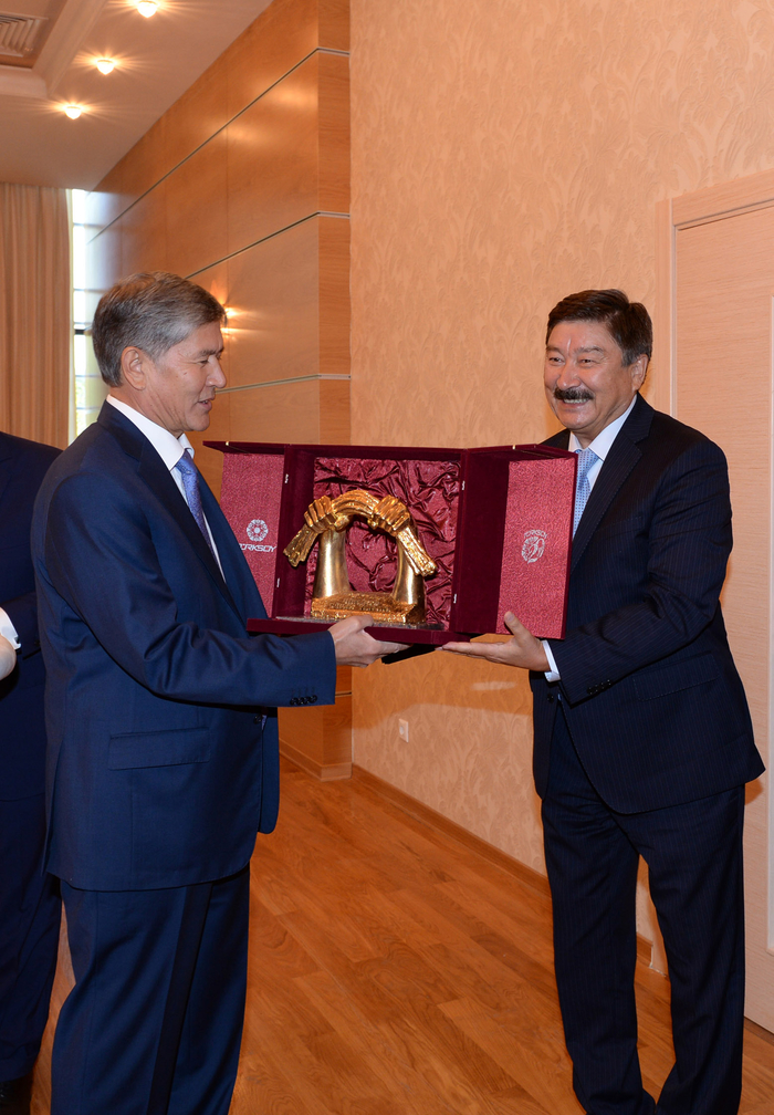 Azerbaijani, Turkish and Kyrgyz presidents attend concert in Gabala (PHOTO)