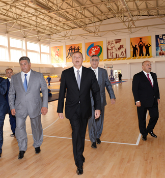 Prezident İlham Əliyev Qaxda Olimpiya İdman Kompleksinin açılışında iştirak edib (FOTO)