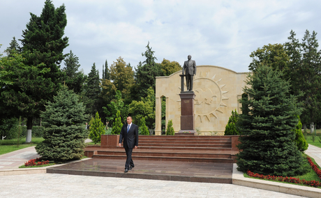 Azerbaijani President Ilham Aliyev arrives in Zagatala District (PHOTO)