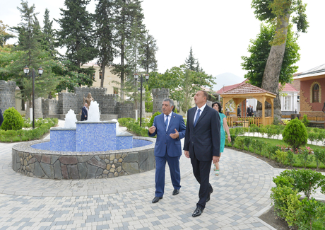 Президент Ильхам Алиев ознакомился с историческим центром города Загатала после реконструкции и реставрации (ФОТО)