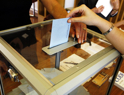 Yunanıstanda keçirilən referendumda 59,7% seçici "yox" dedi