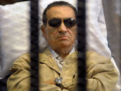 С Хосни Мубарака сняты обвинения по делу о гибели демонстрантов в дни январской революции 2011 года