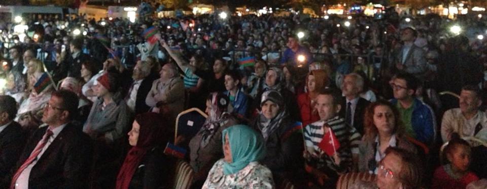 Концерт Азерин в Турции: овации и любовь зрителей (фото)