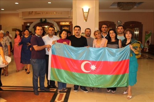 Эльнара Абдуллаева и группа "Ширван" представляют Азербайджан на международном фестивале