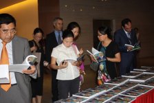 Book of Azerbaijani President Ilham Aliyev’s selected speeches in Chinese presented in Beijing (PHOTO)