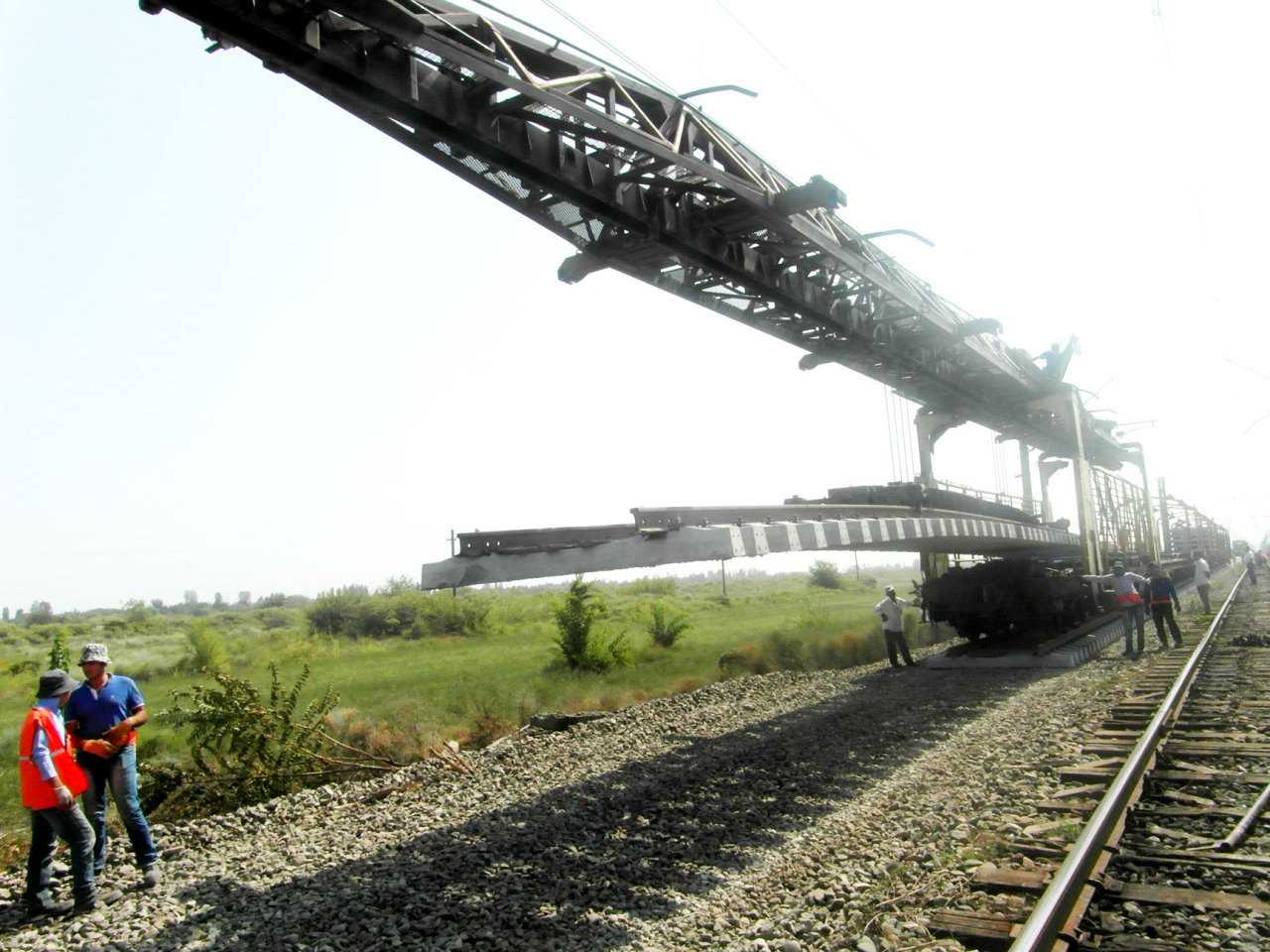 Отремонтированы 276 км железной дороги Баку - Беюк Кесик (ФОТО)