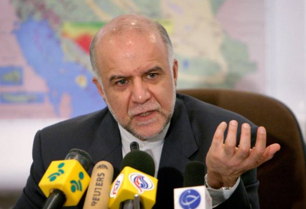 Iran oil minister: Revising oil contracts aims at increasing recovery rate