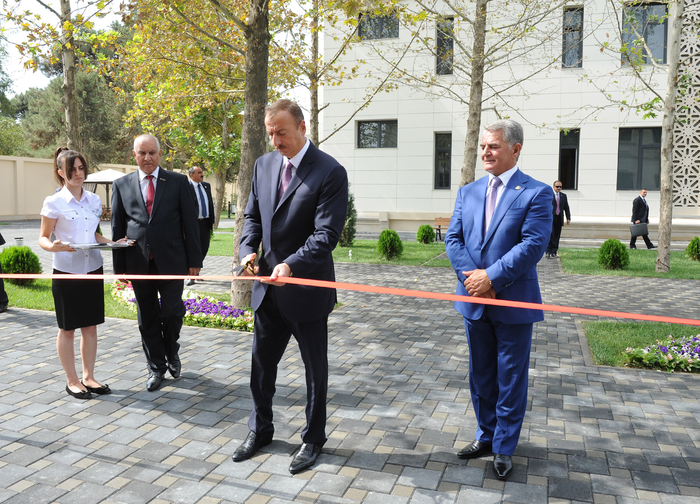 В Билясуваре открыто новое здание районной организации партии "Ени Азербайджан" (ФОТО)