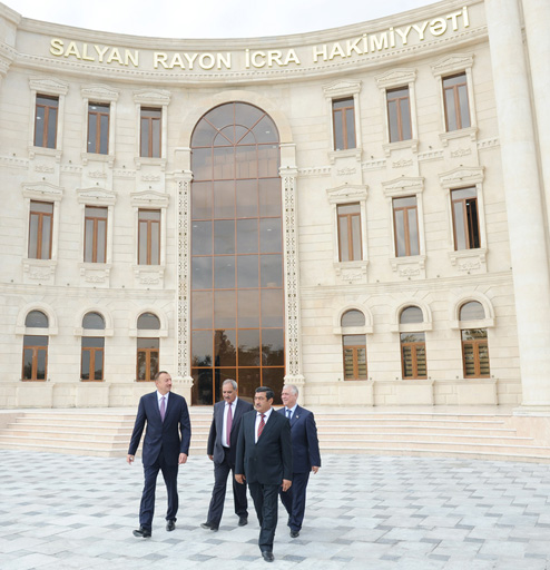 Salyan Rayon İcra Hakimiyyətinin yeni inzibati binası istifadəyə verilib (FOTO)