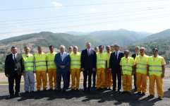 Президент Ильхам Алиев принял участие в открытии 20-километрового участка автодороги Ярдымлы-Деман-Арвана (ФОТО)