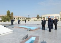 Azerbaijani President familiarizes with conditions created on Flag Square in Salyan (PHOTO)