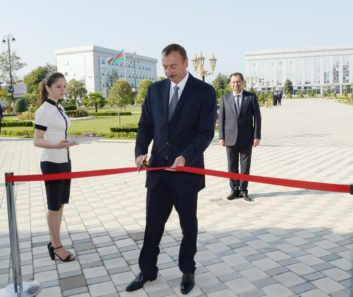 Президент Ильхам Алиев: В Азербайджане проводится очень продуманная и целенаправленная молодежная политика (ФОТО)