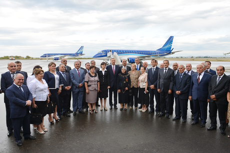 Президент Азербайджана принял участие в открытии Евлахского аэропорта (ФОТО)