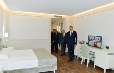 İlham Əliyev Naftalanda "Qarabağ" sanatoriyasında tikinti işlərinin gedişi ilə tanış olub (FOTO)