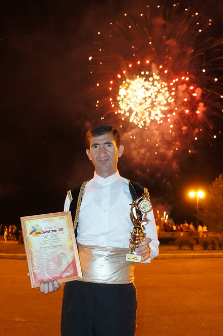 Азербайджанский ханенде занял первое место на фестивале "Голоса золотой степи-2013" в Астрахани (фото)
