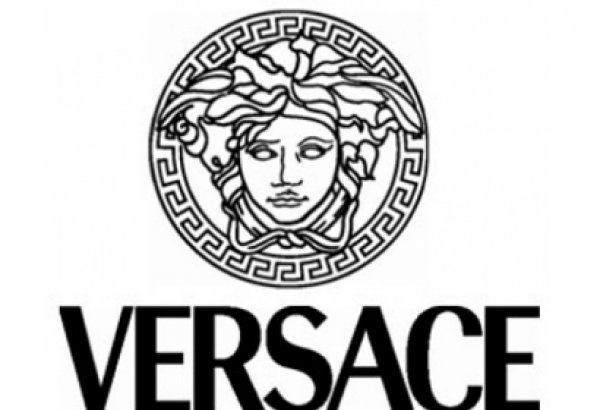 Модный дом Versace отказался от использования натурального меха