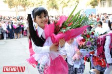 В Азербайджане отмечается День знаний (ФОТО)